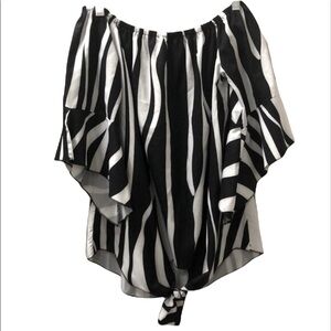 2/$30 Margeaux - Black & White Off Shoulder Blouse Size M | Tie Front Top